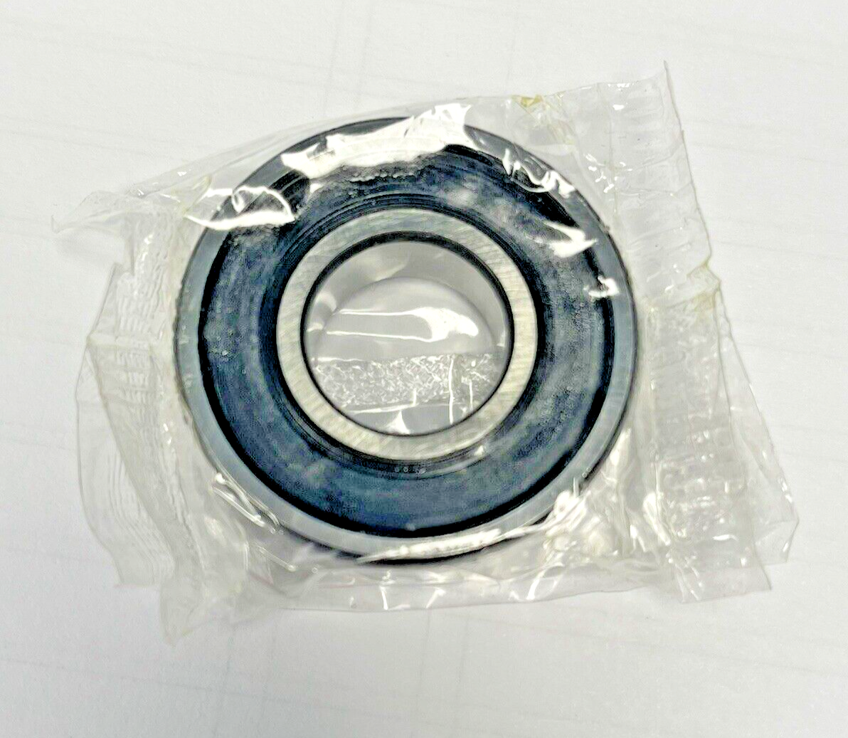SKF 6203-2RSH - DEEP GROOVE BALL BEARING - 17x40x12 (mm) ***LOT OF 4***