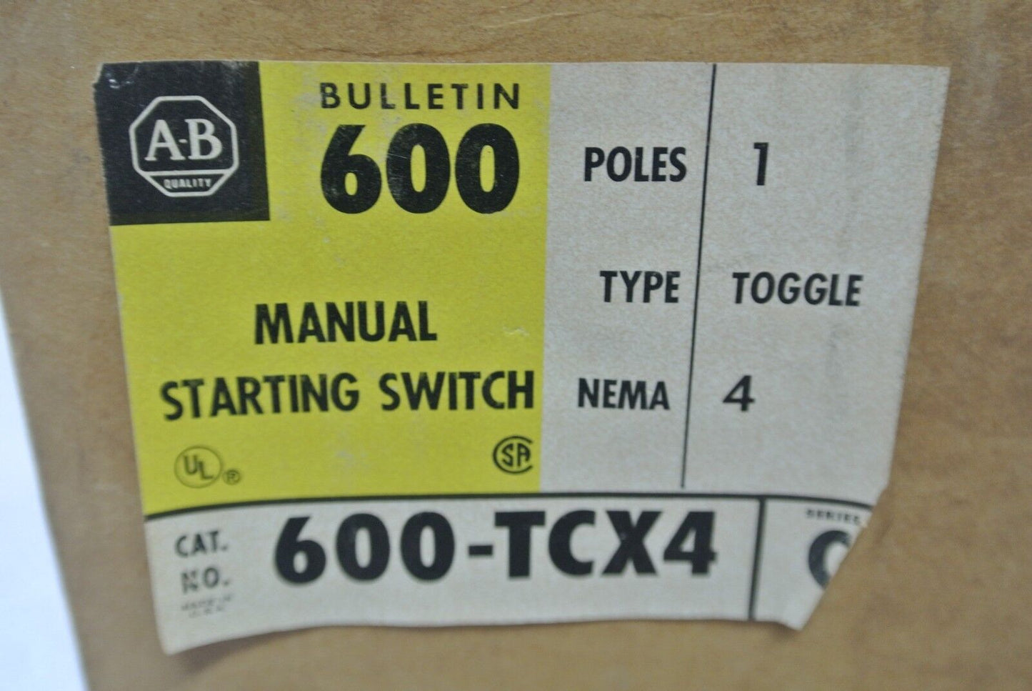 ALLEN-BRADLEY 600-TCX4 MANUAL STARTING SWITCH - TOGGLE - 1 POLE - NEW SURPLUS