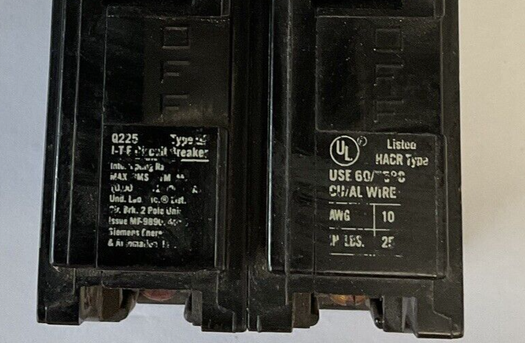 SIEMENS Q225 CIRCUIT BREAKER 120/240VAC 60HZ 25A 2POLE