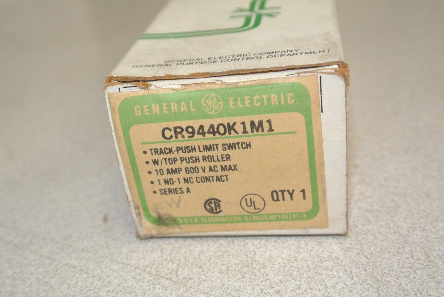 GENERAL ELECTRIC CR9440K1M1 TRACK-PUSH LIMIT SWITCH 10A, 600V - NEW SURPLUS