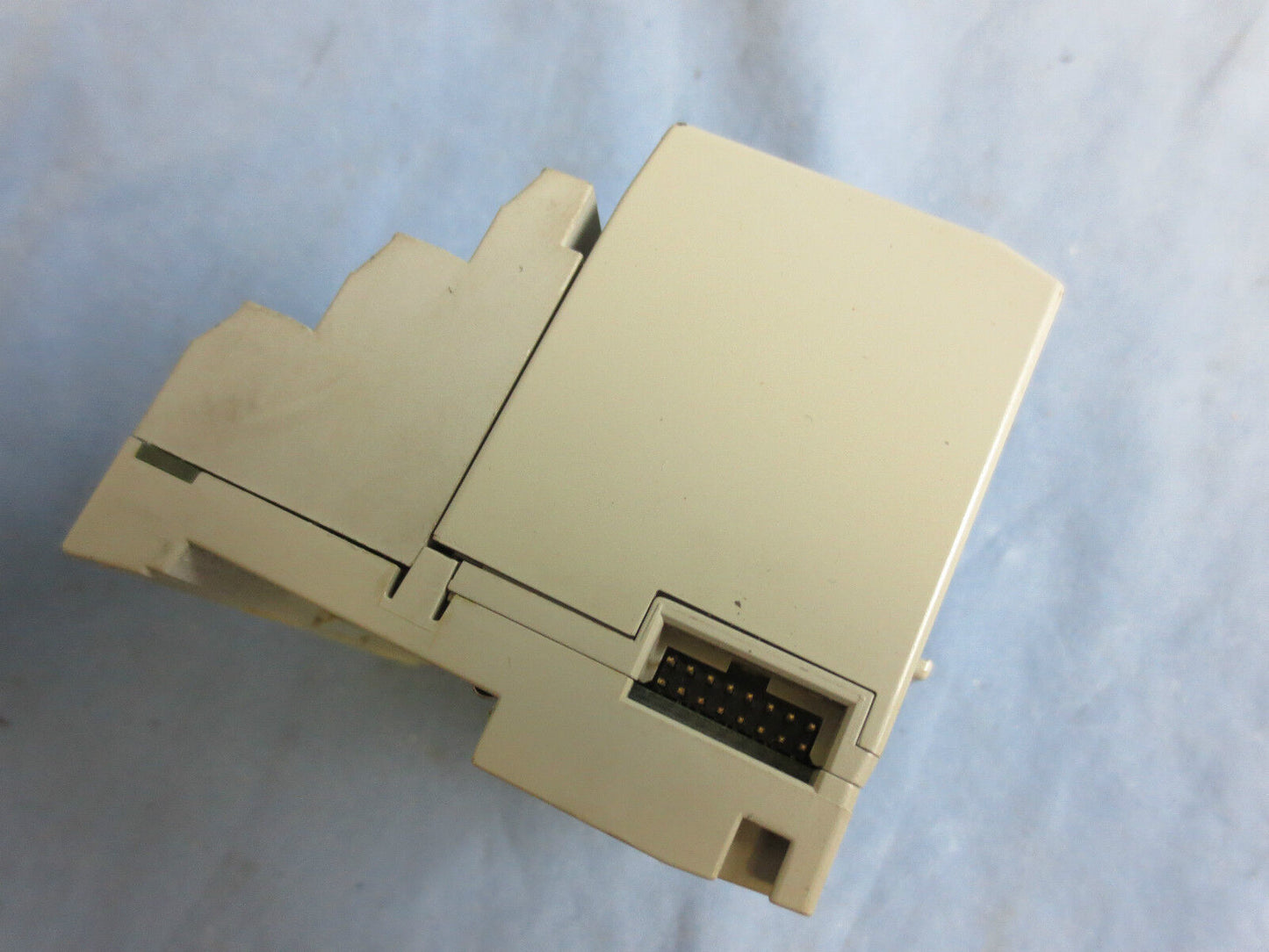 ALLEN-BRADLEY 1794-TB3/A FLEXBUS TERMINAL BLOCK & 1794-OAB/A OUTPUT MODULE
