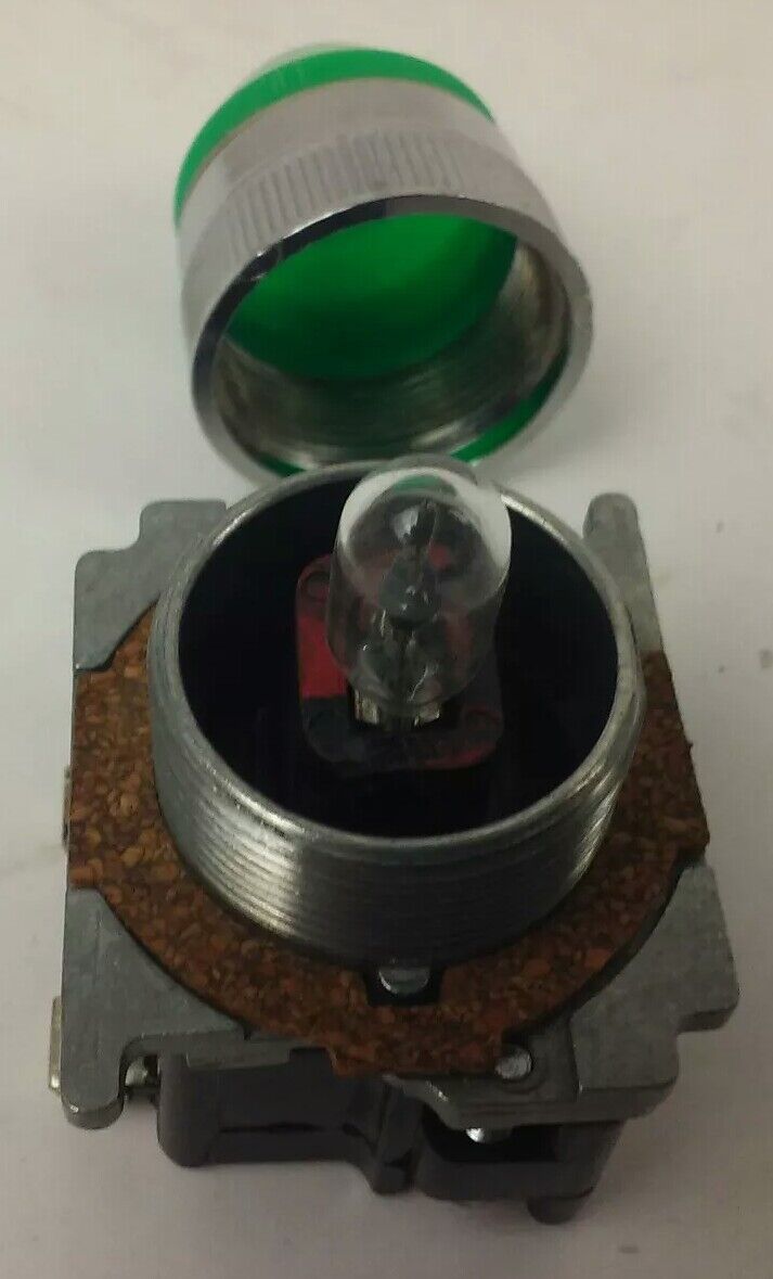 CUTLER HAMMER, 10250T35, 10250T, STD. IND. LIGHT, 120V, 50/60HZ, 6.3V LAMP, NEW