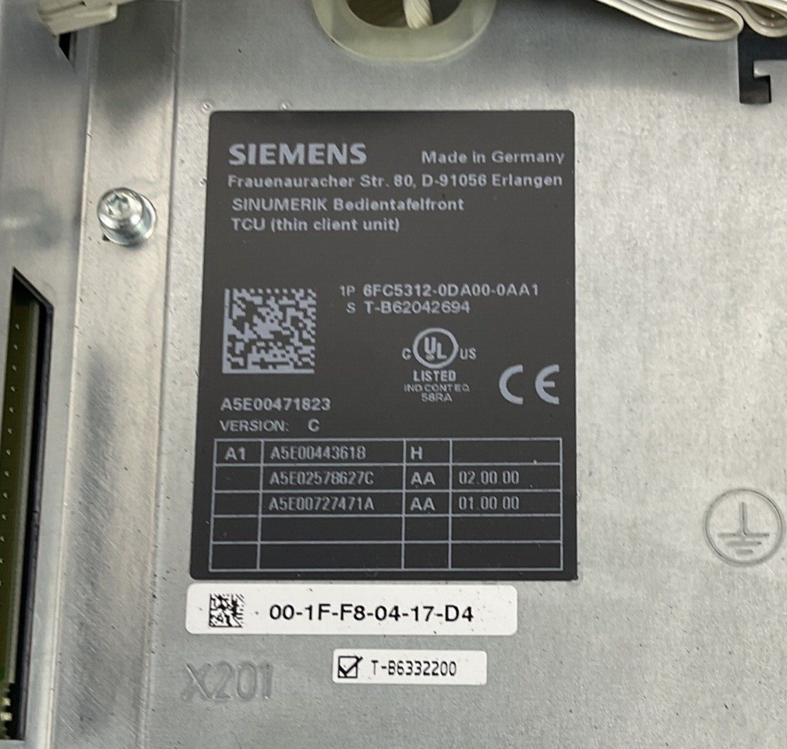SIEMENS 6FC5203-0AF02-0AA1 OPERATOR PANEL VER.F W/6FC5312-0DA00-0AA1 MOD. VER.C