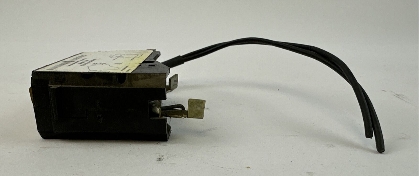 GE TFKSTA8 SHUNT TRIP 24VDC 286A7734P2 F225 C/B ACCESSORY