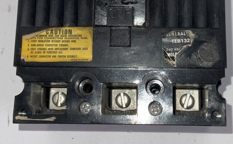 GENERAL ELECTRIC TEB132Y100 CIRCUIT BREAKER 100A 240VAC 3POLE