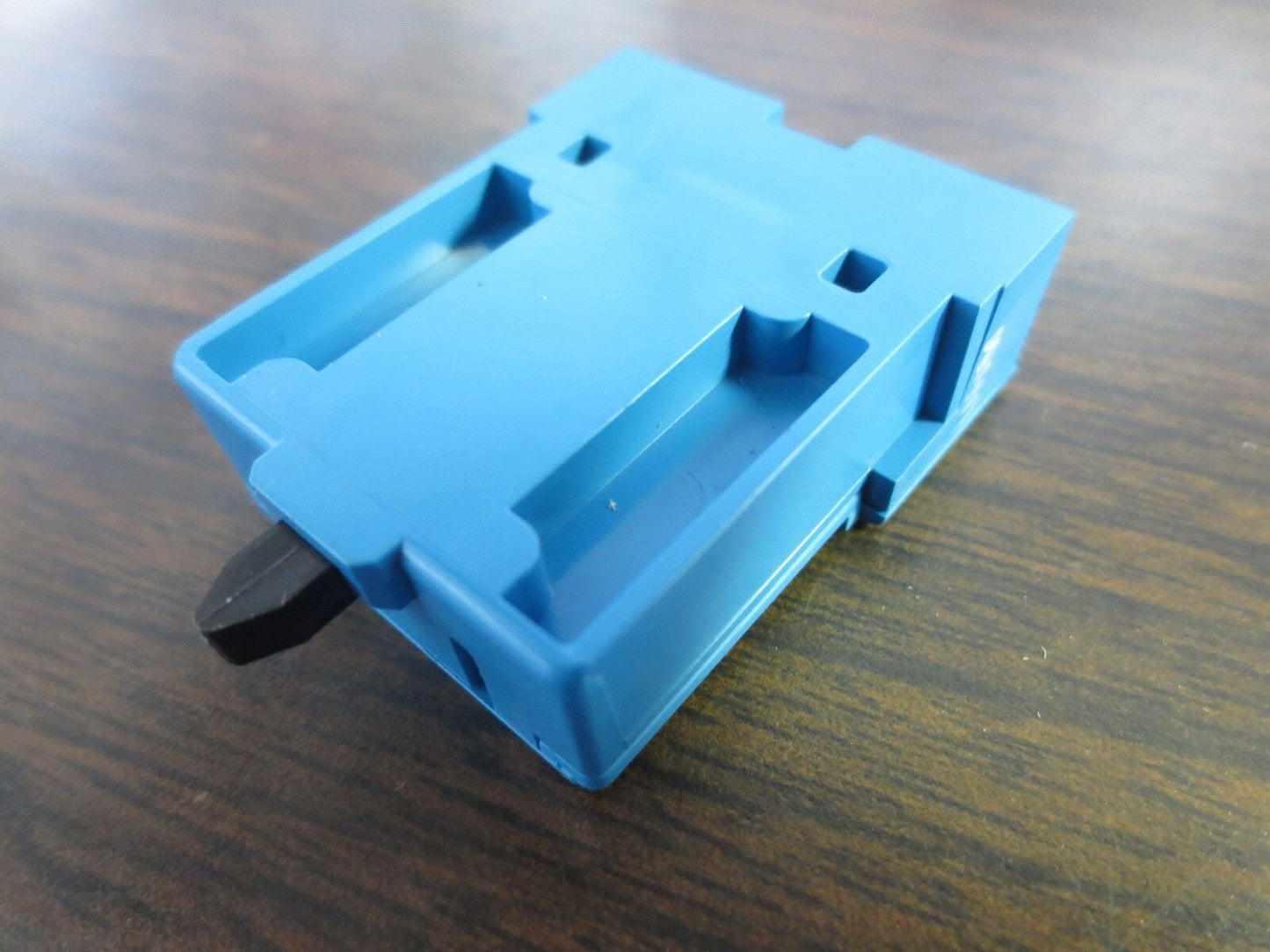 ALLEN-BRADLEY 800M-XD2R LOGIC REED CONTACT BLOCK 1 N.O. - NEW SURPLUS - Ser. A