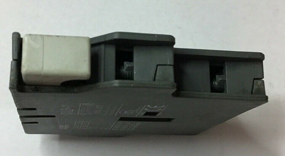 ABB CAL5-11 AUXILIARY CONTACT BLOCK 690VAC ***LOTOF7***