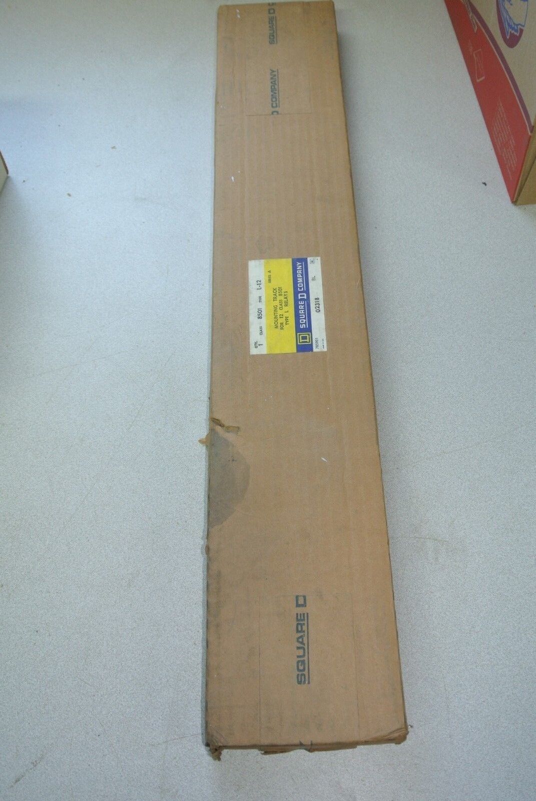 SQUARE D 8501 L-12, Ser. A - MOUNTING TRACK for 12 TYPE L RELAYS - NEW SURPLUS