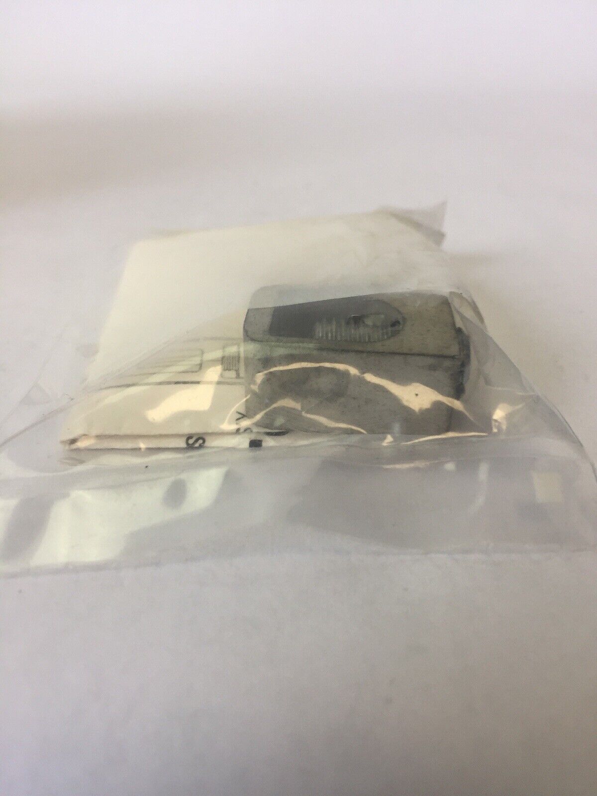 GOULD LA1-E100 KIT FOR E-FRAME BREAKERS (LOT OF 20)