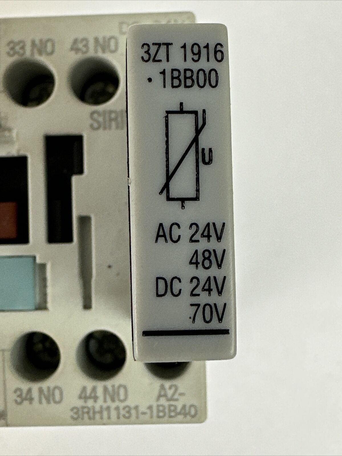 SIEMENS 3RH1131-1BB40 CONTACTOR 10A 600VAC COIL 24VDC 3ZT 1919-1BB00 SURGE SUPPR