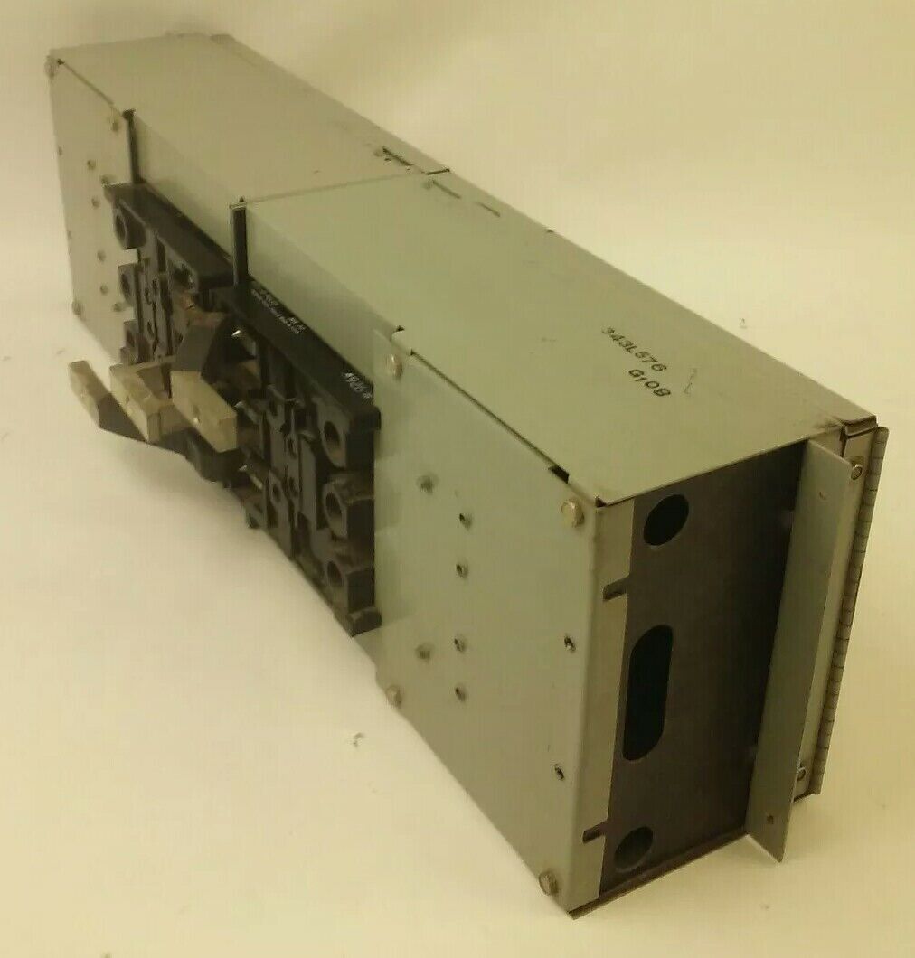 GE TYPE QMR QMR321L & QMR321R TWIN FUSIBLE INTERRUPTER SWITCH 30A W/ HARDWARE