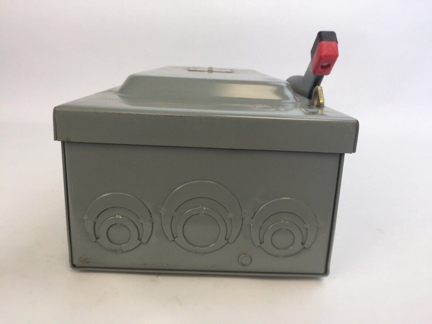 SQUARE D H-361 N NON FUSIBLE SAFETY SWITCH SER E1 600V 30A 30HP 3 POLE TYPE 1