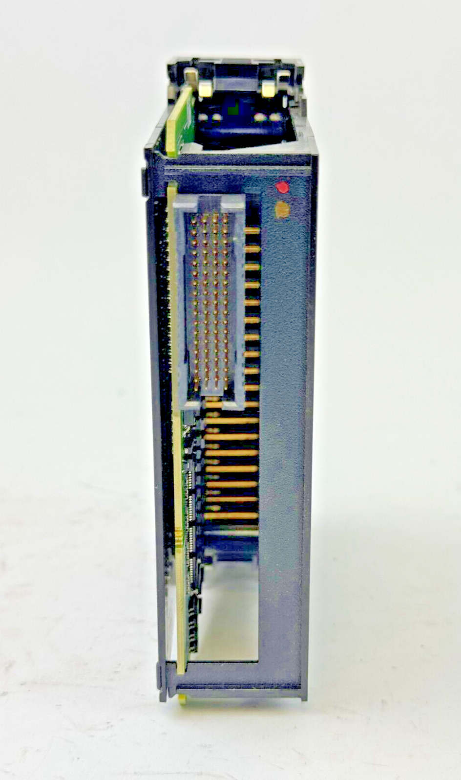 ALLEN-BRADLEY - 1756-IB16 SER. B FW: 3.5 - CONTROL LOGIX 32 SINKING POINT MODULE