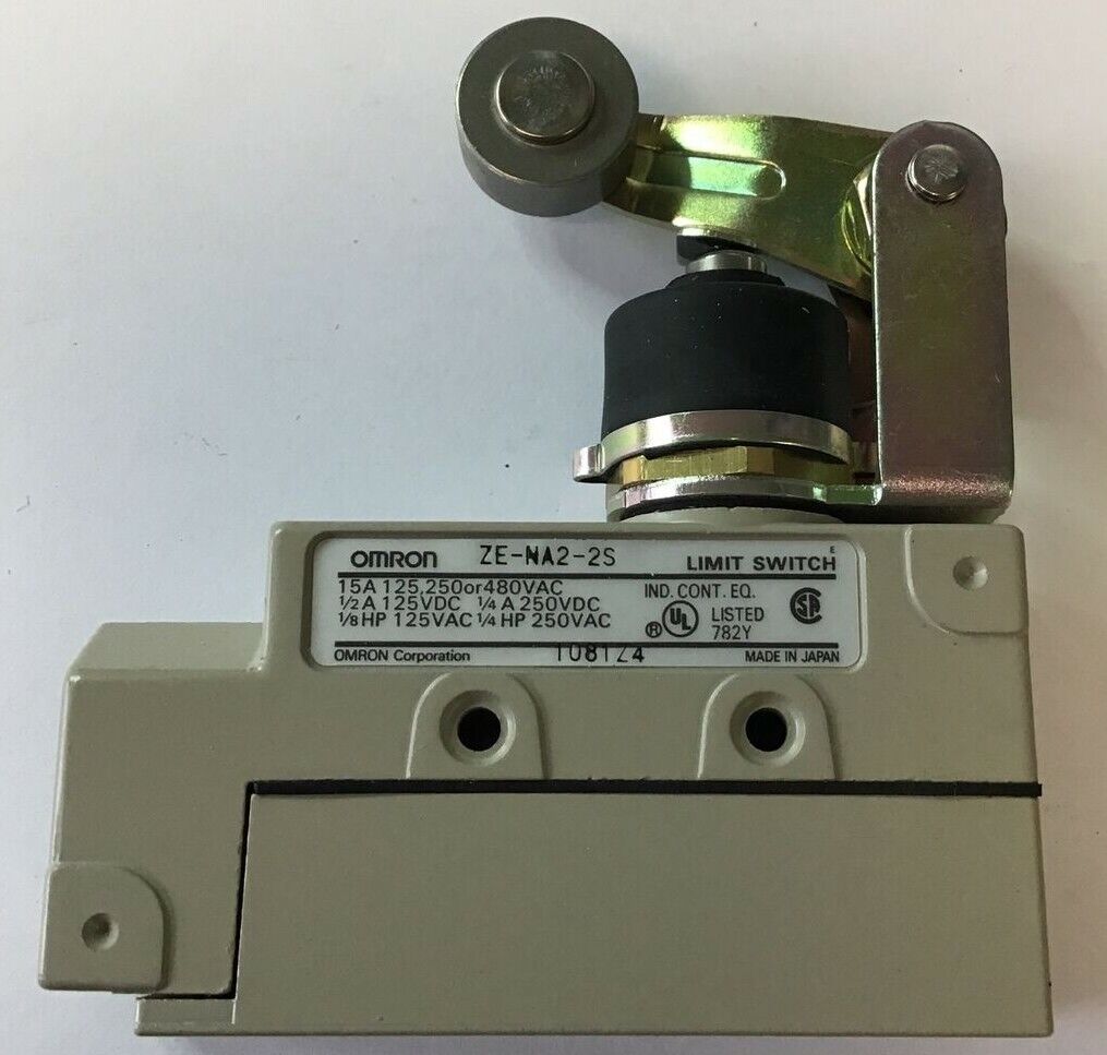 OMRON ZE-N-2S LIMIT SWITCH 15A 125,250,OR 480VAC