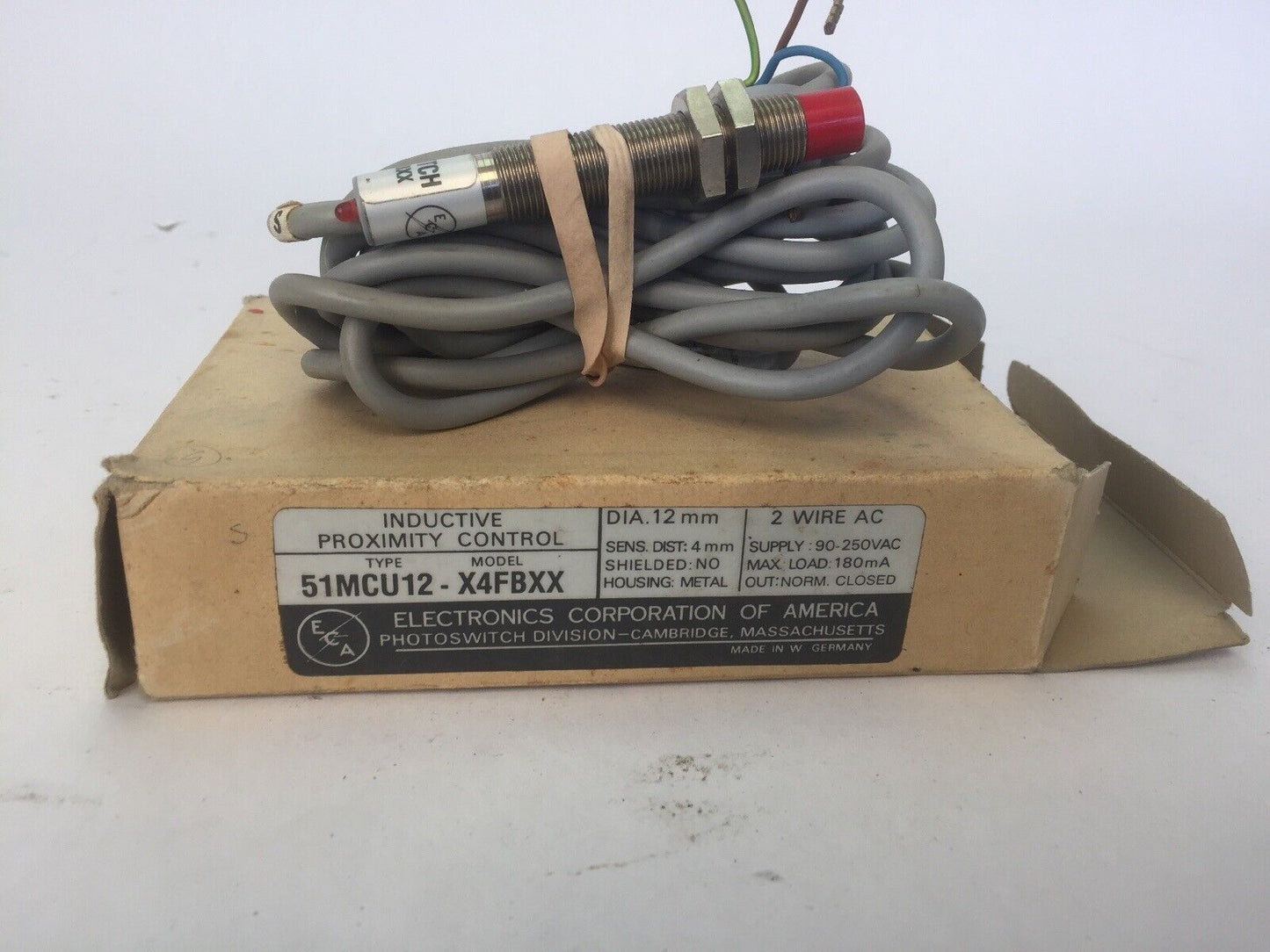 ELECTRONICS CORPORATION OF AMERICA 51MCU12-X4FBXX INDUCTIVE PROXIMITY CONTROL 90