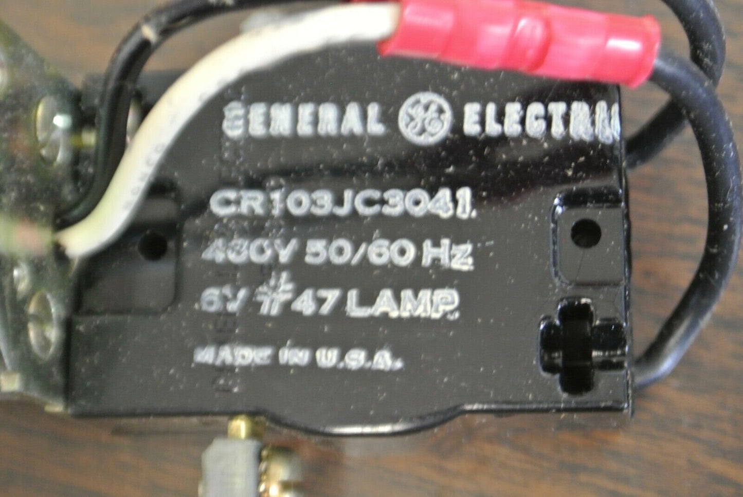 GENERAL ELECTRIC CR103JC3041 INDICATING LIGHT / 460V / NO LENS / NEW SURPLUS