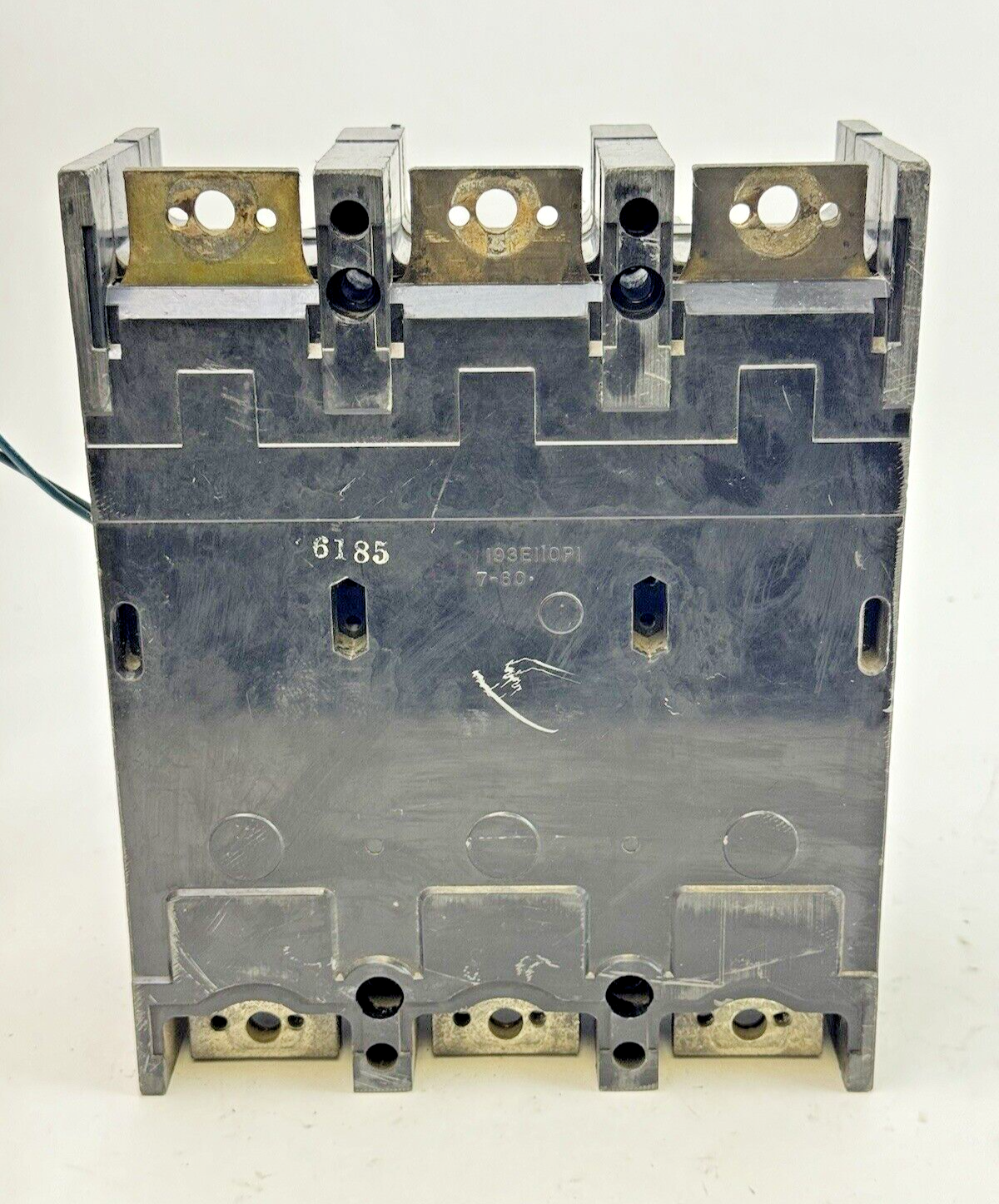 GE - TJC36600 - CIRCUIT BREAKER W/ 600 A TRIP & UV RELEASE - 3POLE/600VAC/600A