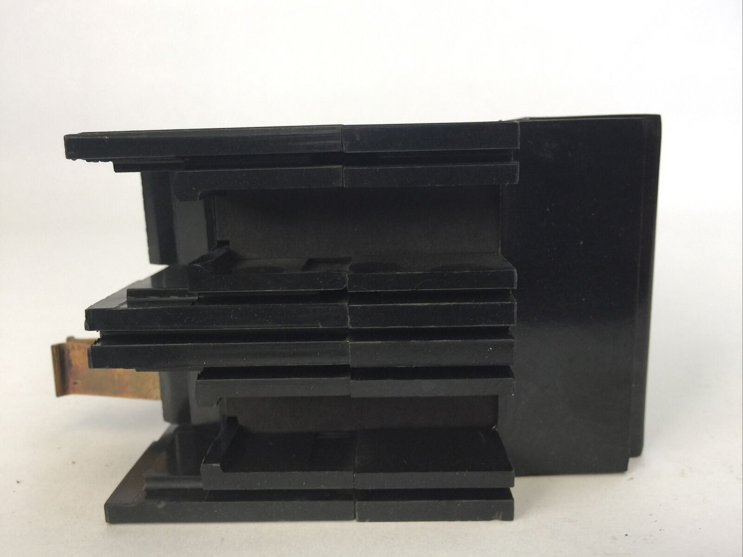 FPE 2220 CIRCUIT BREAKER NE-S FRAME 2POLE 20A 240VAC 125-250VDC FEDERAL PACIFIC