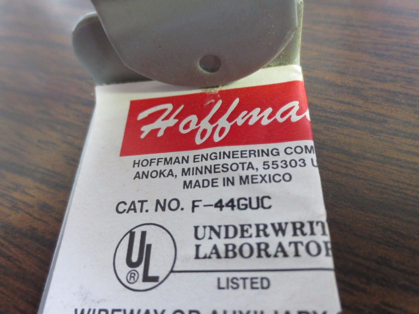 HOFFMAN F-44GUC - 4" SQUARE x 1-3/8" UNIVERSAL CONNECTOR - NEW SURPLUS