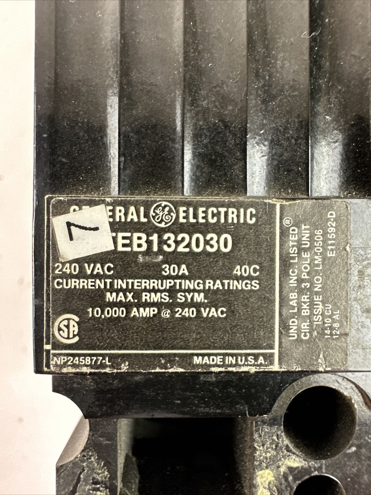 GE TEB132030 CIRCUIT BREAKER 240VAC 30A 3POLE