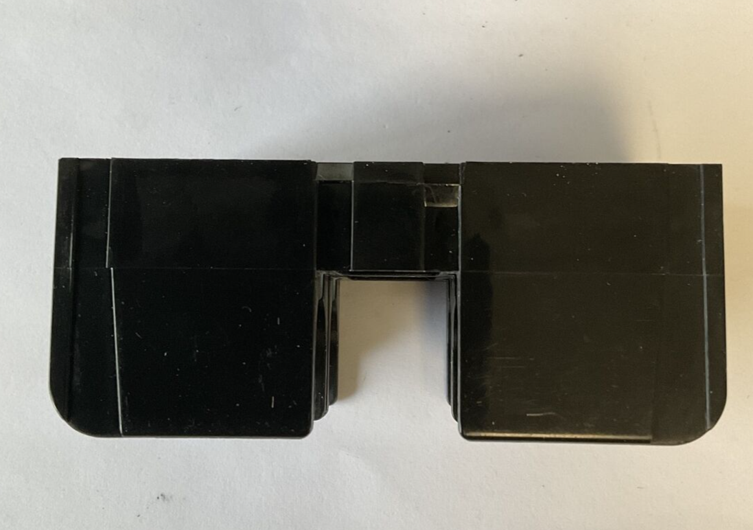 LITTLEFUSE L60030C-2SQ FUSE HOLDER 600V 30A ***LOTOF3***