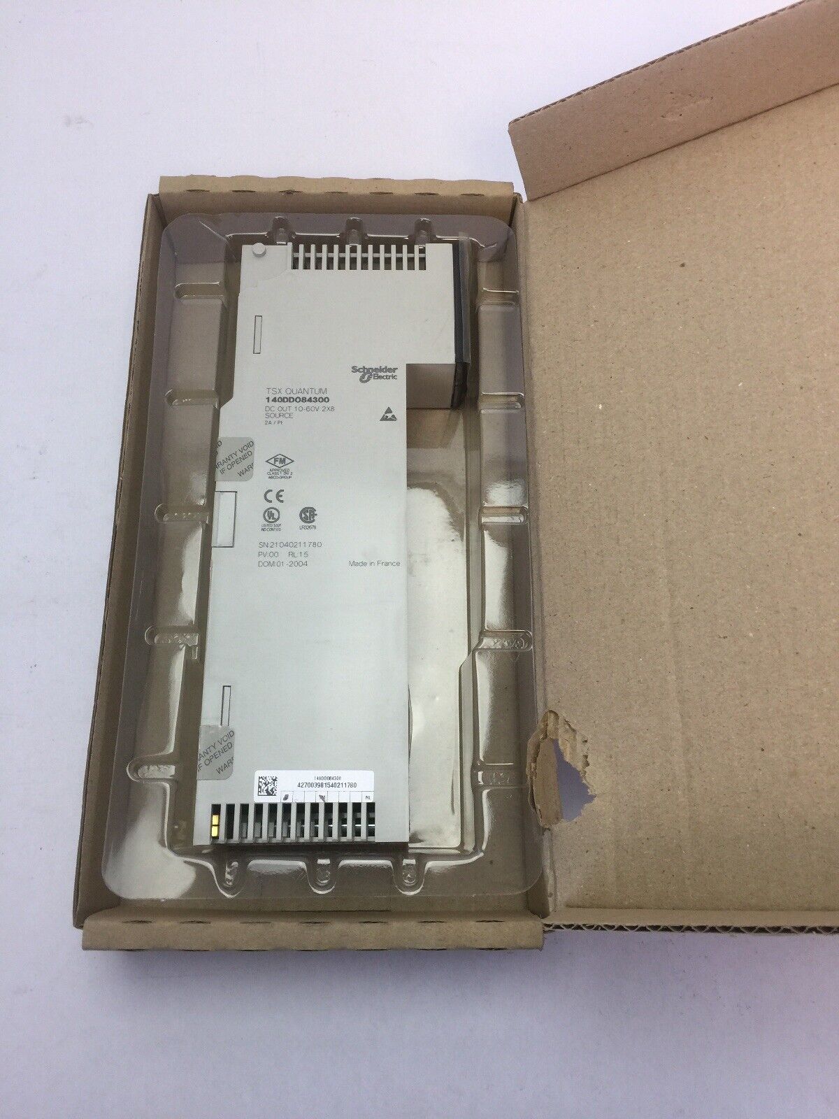 SCHNEIDER ELECTRIC 140DDO84300 DC OUTPUT 10-60VDC 2X8