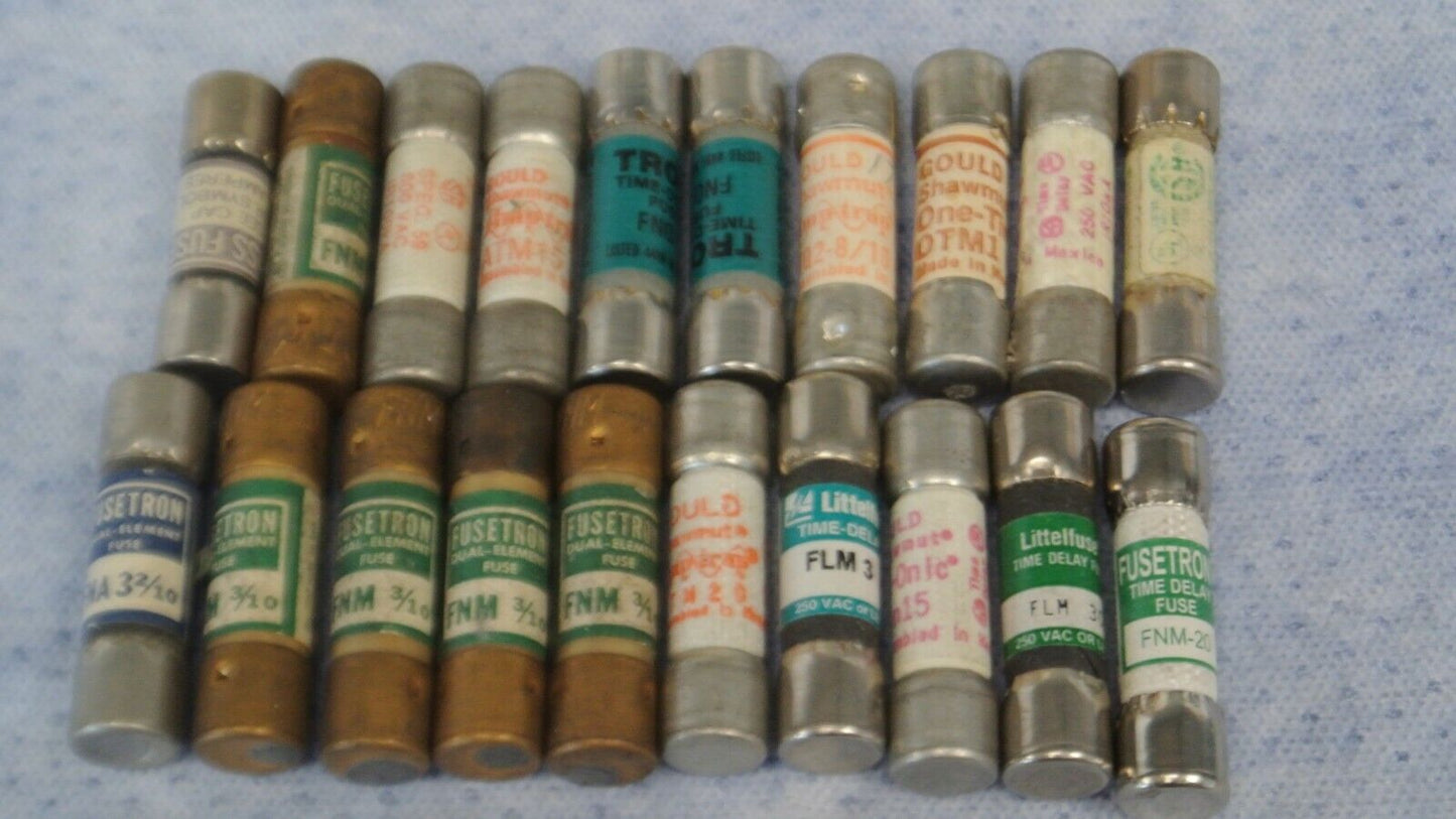LOT of 20 ASSORTED MIDGET FUSES 3/10A to 30A / SEE LIST BELOW / NEW SURPLUS