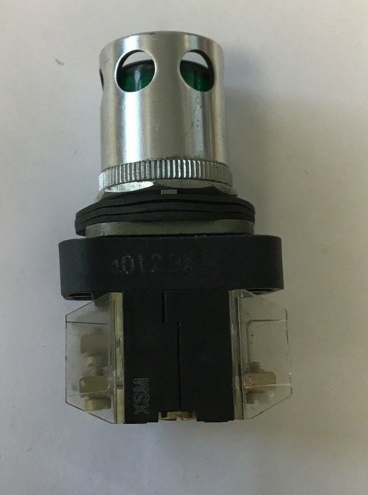ALLEN BRADLEY 800T-QB24 SER T 24VAC/VDC PUSH BUTTON GREEN