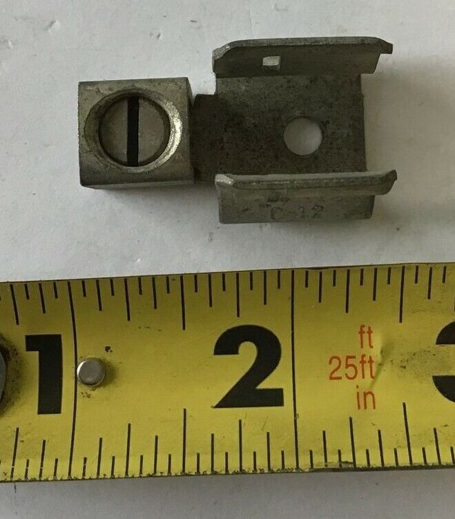 FUSE CLIP C12 WITH D1299 LUG ****LOTOF9***