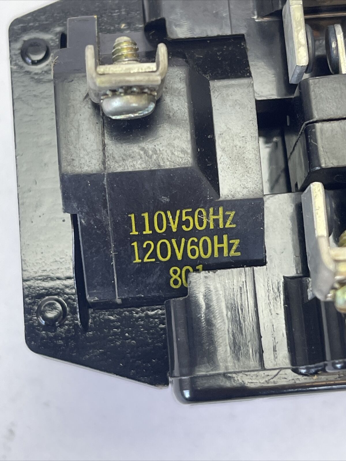 SQUARE D 8501 D0-22-S6 AC RELAY 600VAC 10A COIL 120V 60HZ 110V 50HZ