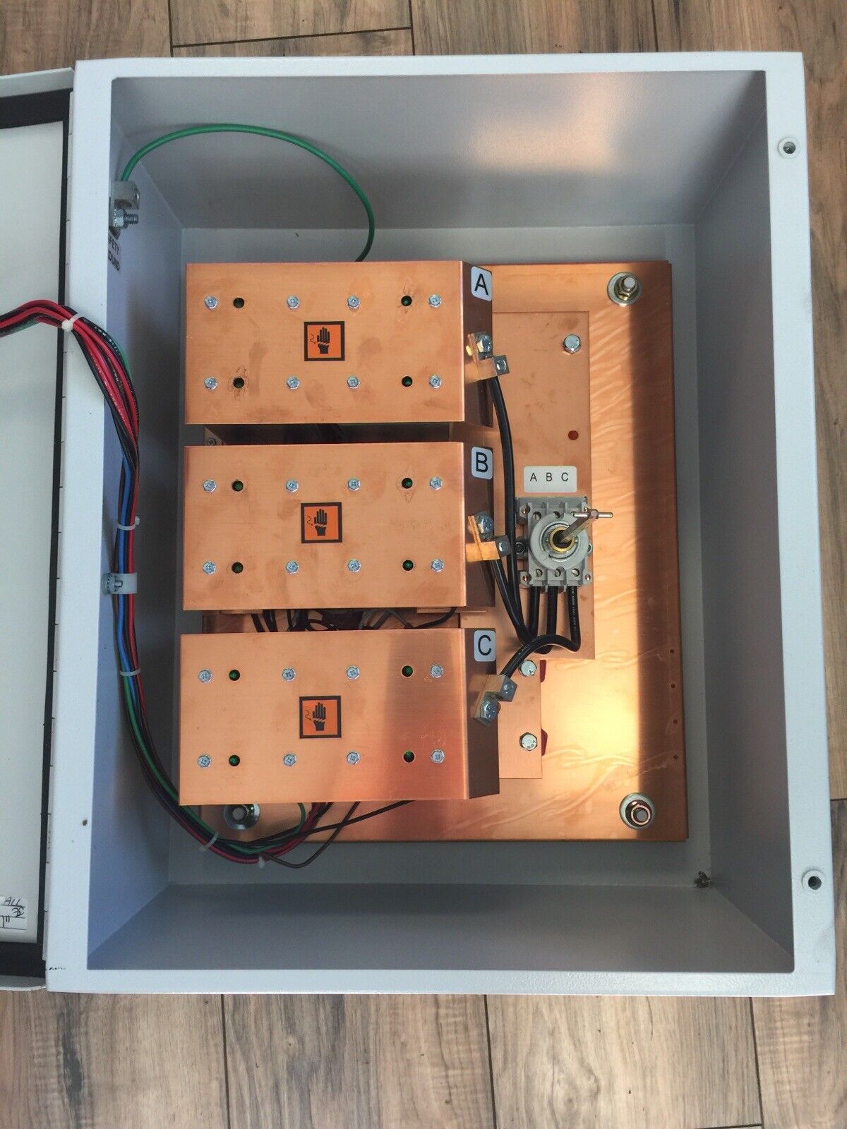 LIBERT S277Y220R-01 SURGE SUPRESSOR 277/480V 3PHASE WYE 3W+G 50/60HZ