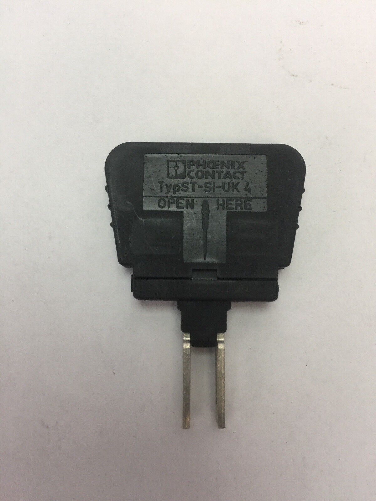 PHOENIX CONTACT ST-SILA250-UK 4 FUSE PLUG 250V 4A TYP ST-SI-UK 4 (LOT OF 10)