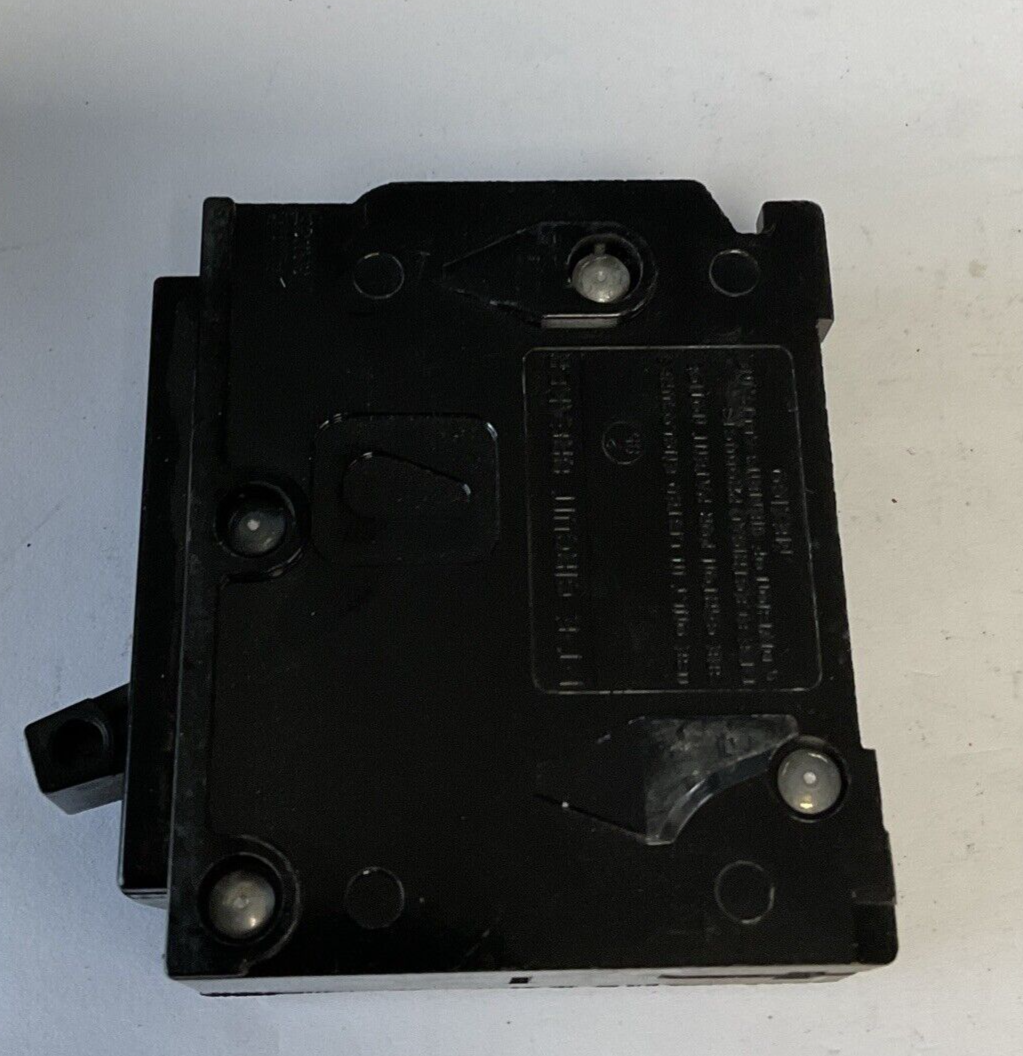 SIEMENS Q115 CIRCUIT BREAKER 120/240VAC 60HZ 15A 1POLE***LOTOF3***