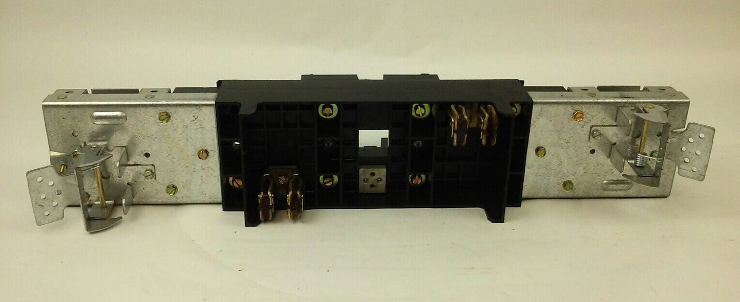GE AMC4SE CIRCUIT BREAKER MODULE MODEL 1, 300A, 600V, 4P, USED GOOD CONDITION
