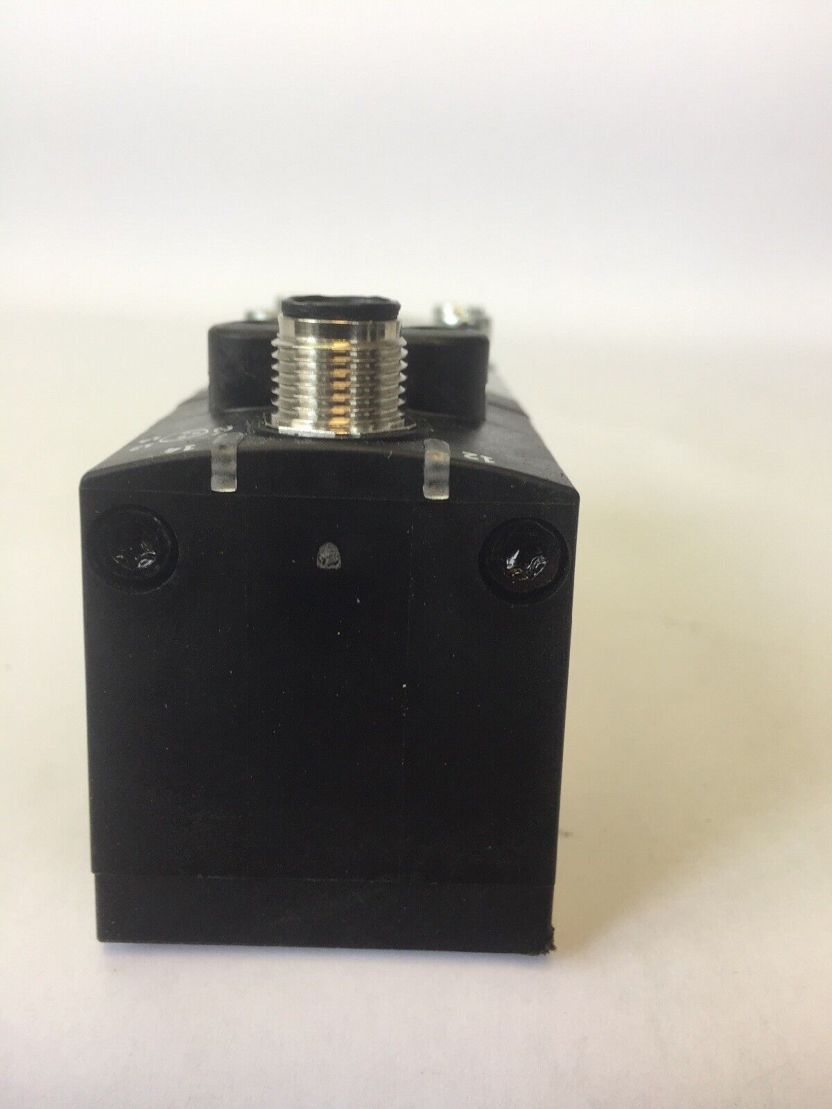 FESTO VSVA-B-B52-D-D1-1R5L SOLENOID VALVE