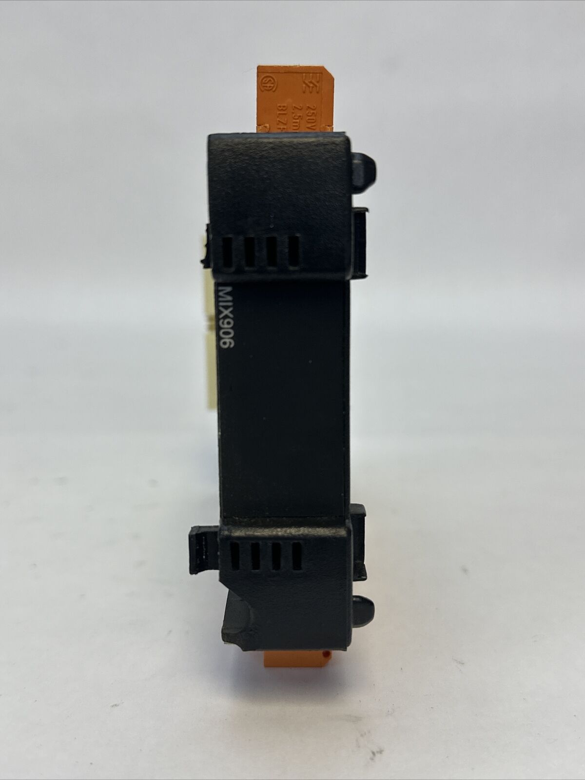 HORNER HEMIX906A I/O MODULE 8/8 POINT DIGITAL I/O 12-24VDC I 10-28VDC Q 4/2 CHNL