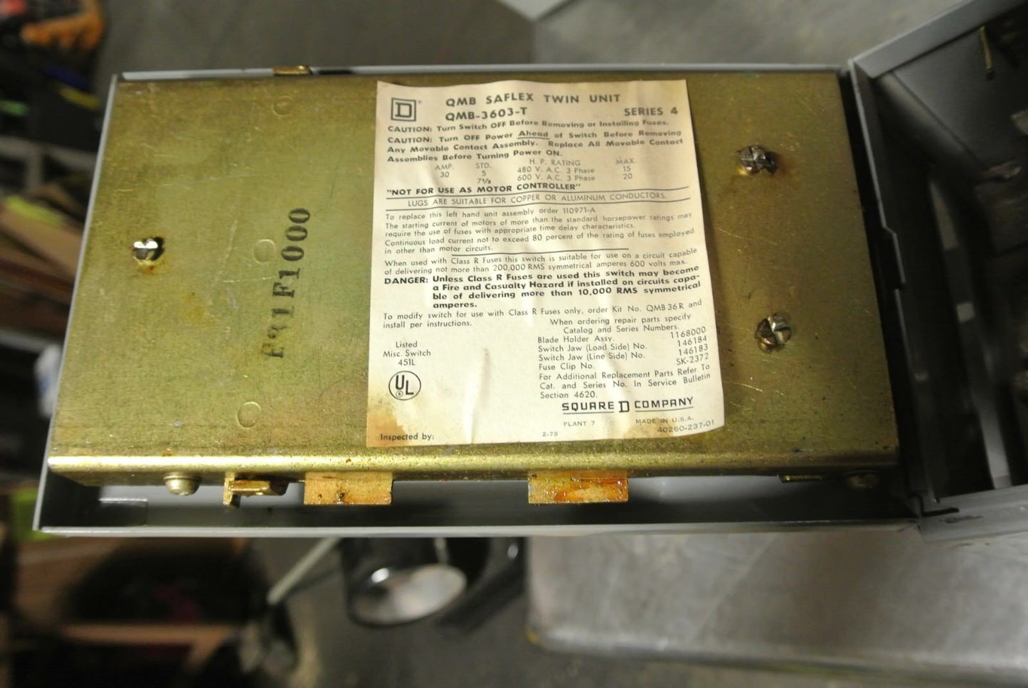 SQUARE D QMB-3603-T - TWIN FUSIBLE PANELBOARD SWITCH - 600VAC, 30A, 3-POLE