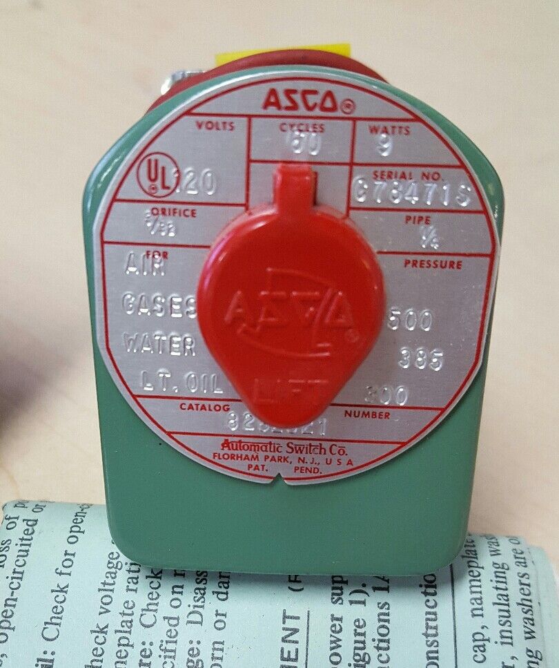 ASCO 8262C21 - VALVE 3/32" ORIFICE, 1/4" PIPE 120/60v