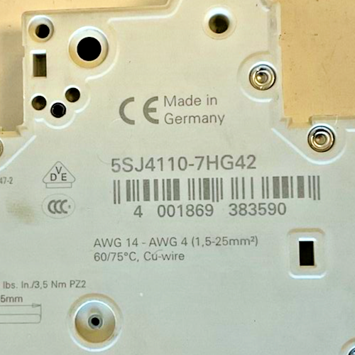 SIEMENS 5SJ4110-7HG40 CIRCUIT BREAKER 10A CHAR.C TYPE HSJ 230V ***LOTOF2***