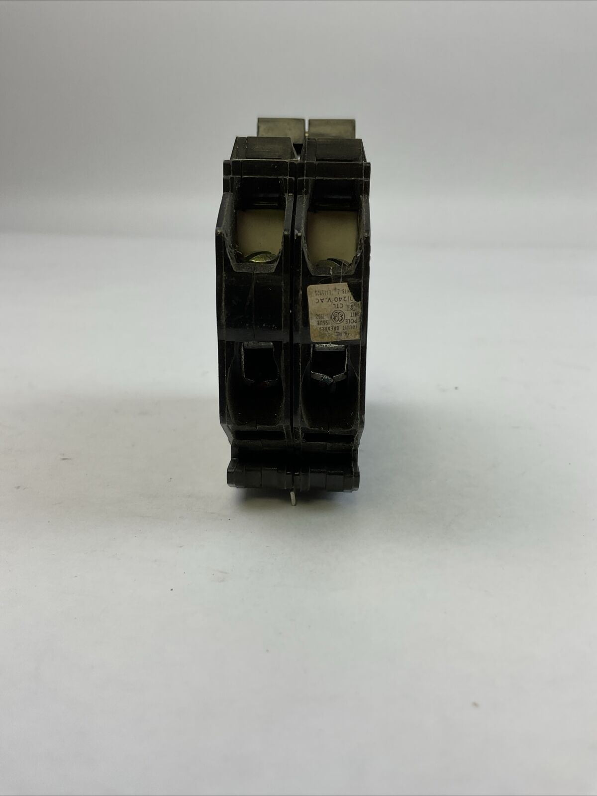 GE THQP220 CIRCUIT BREAKER 2POLE 20AMP 120/240VAC