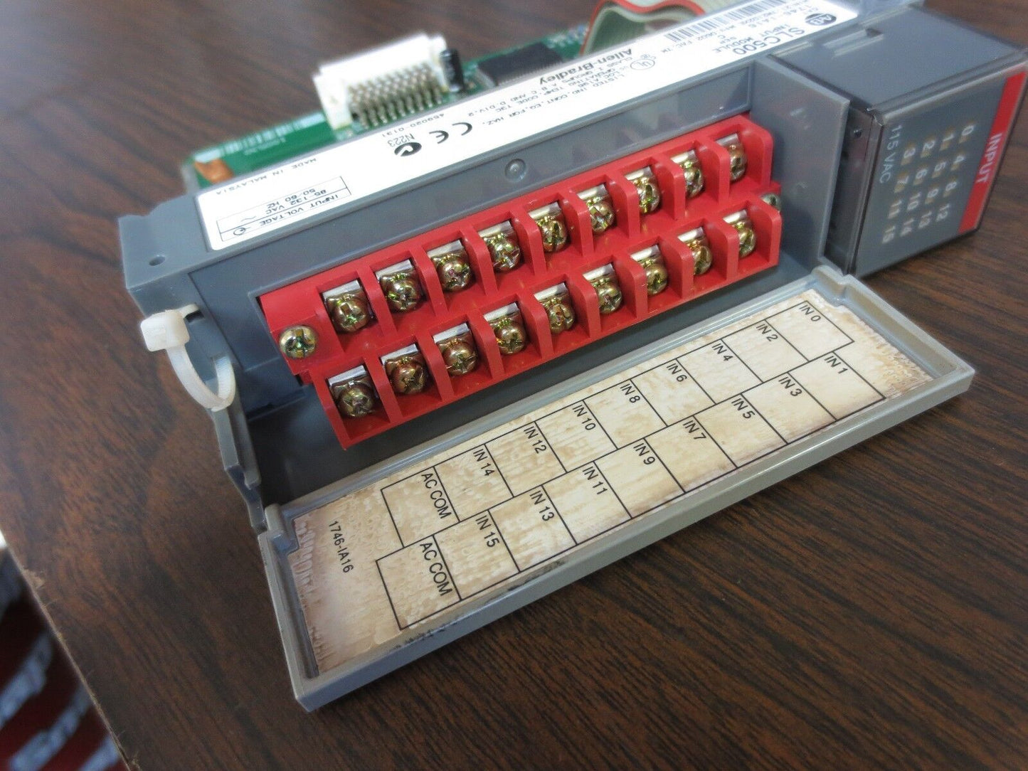 ALLEN-BRADLEY 1746-IA16 INPUT MODULE for SLC500 - Ser. C - INPUT 85-132VAC