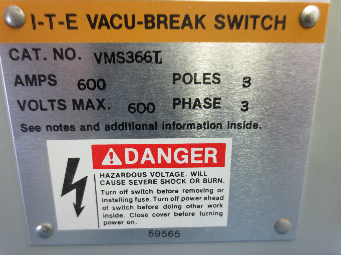 ITE SIEMENS VMS366T PANELBOARD UNIT FUSIBLE SWITCH 600A 600V MAIN SWITCH - NEW
