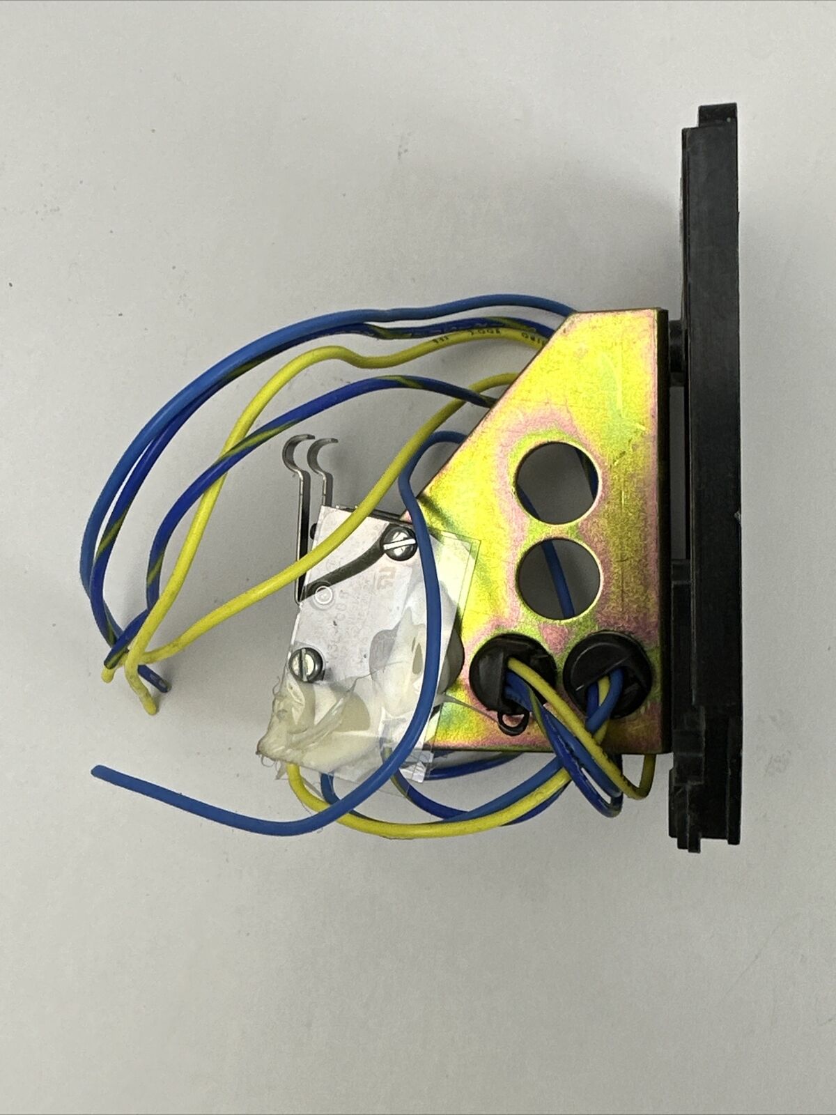 SQUARE D MA11286 AUXILIARY SWITCH 120/240V 50/60HZ 1/3HP
