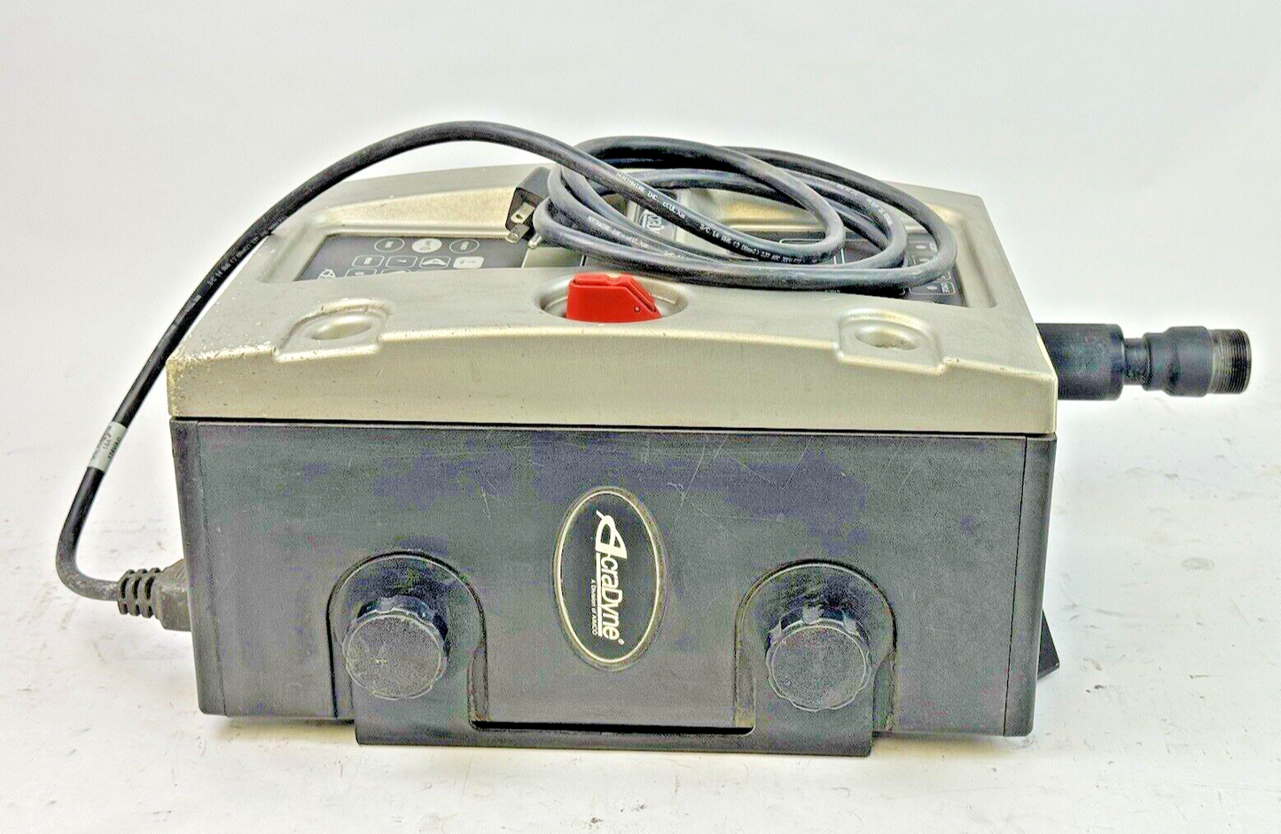 ACRADYNE - IEC2K - CONTROLLER - 120/230 VAC +/-10% / 15A / FREQ. 50/60 Hz