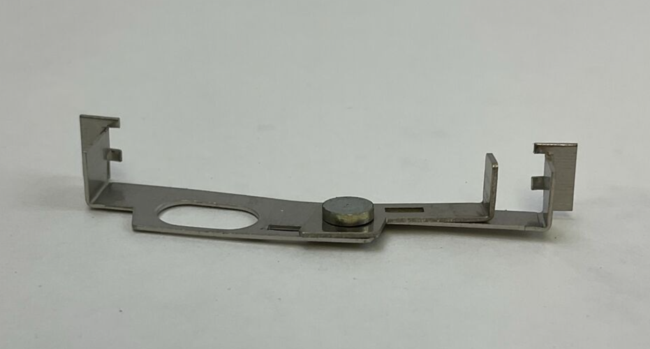 GE TQPPL PADLOCK DEVICE TO PADLOCK TYPE TQP BREAKERS (LOT OF 10)