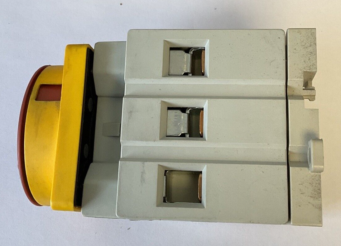 SPRECHER+SCHUH LE7-80-1753 DISCONNECT SWITCH 690VAC 80A