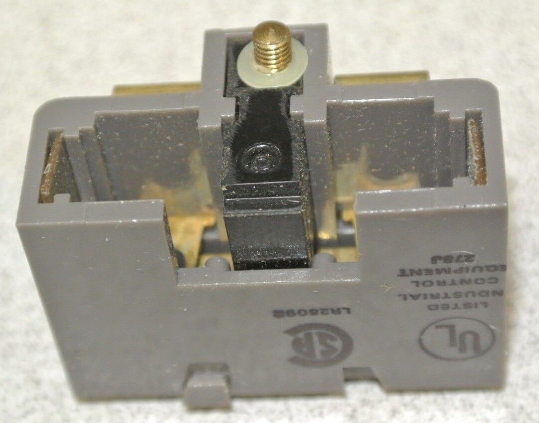 ALLIS-CHALMERS 25-120-276-002 CONTACT BLOCK / 600VAC / 10A / N.C. / NEW SURPLUS