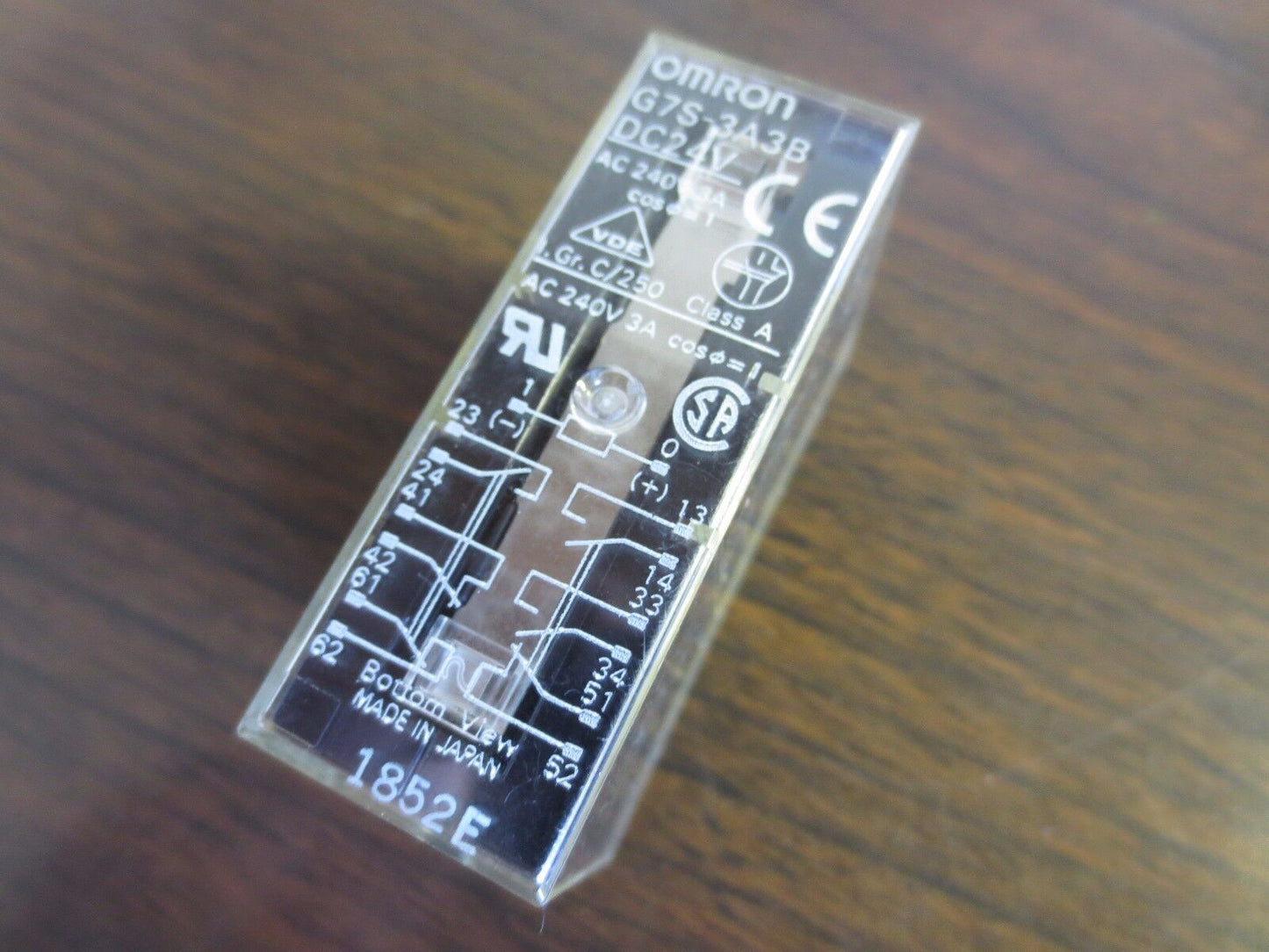 OMRON G7S-4A2B RELAY - 24VDC, 240VAC, 3A
