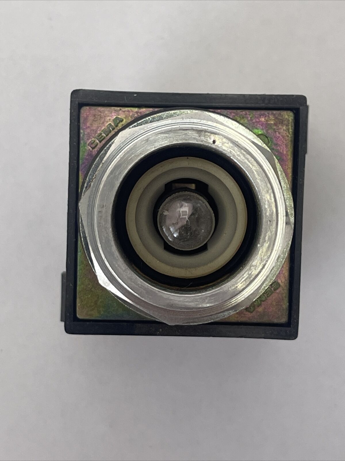 SYLVANIA CLARK 100T-PBLT20 ILLUMINATED PUSHBUTTON 240V 50/60HZ