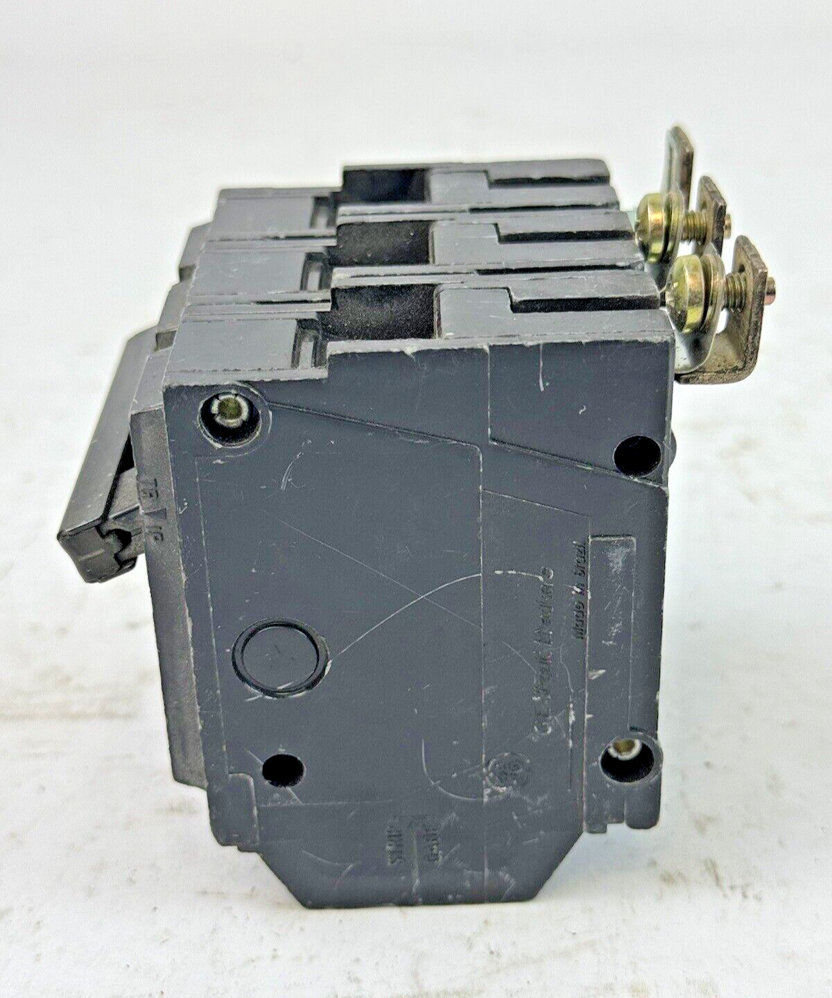 GE - THQB320 - BOLT-ON - CIRCUIT BREAKER - 3 POLE/240VAC/20A